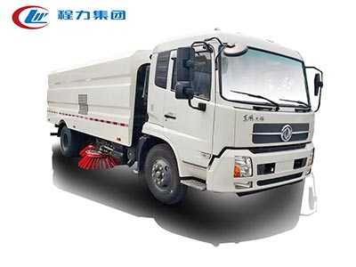 12方東風(fēng)天錦掃路車
